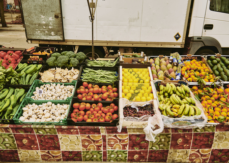 Mercado do bairro Marconi