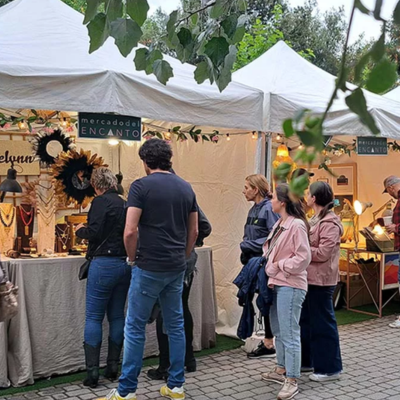 Photo de couverture Marché enchanté