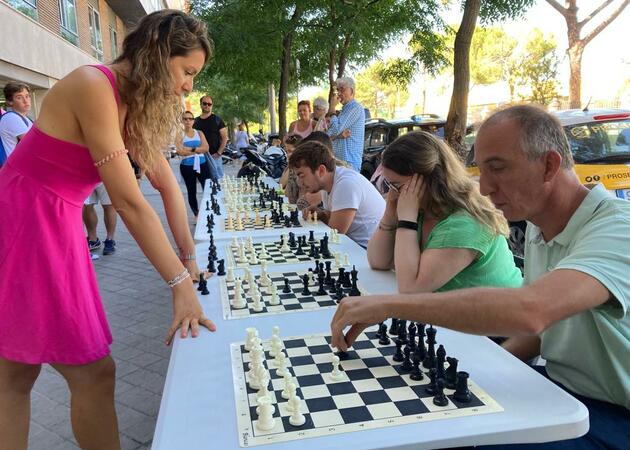 Galería de imágenes AJEDREZ CON CABEZA 19