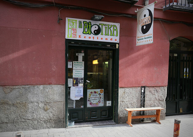 图片库 Biotika 餐厅、生态商店、书房 1