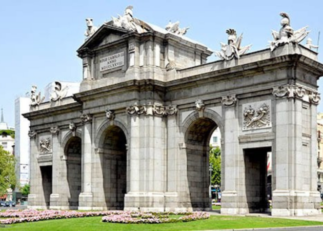 Image gallery Alcalá Gate 1