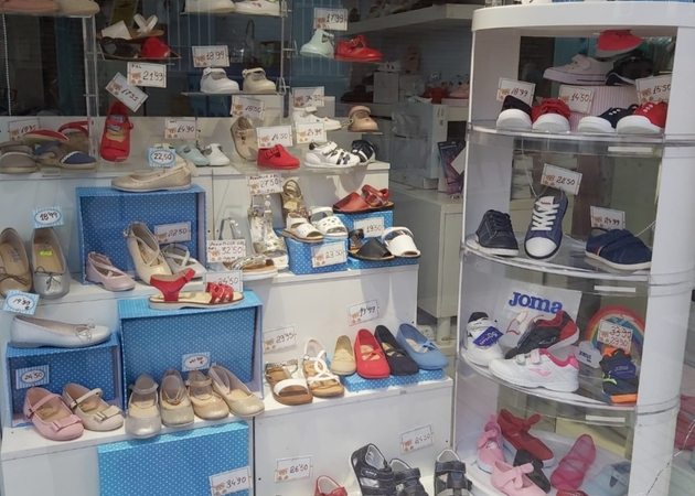 Image gallery Lourdes Children's fashion and children's footwear 3