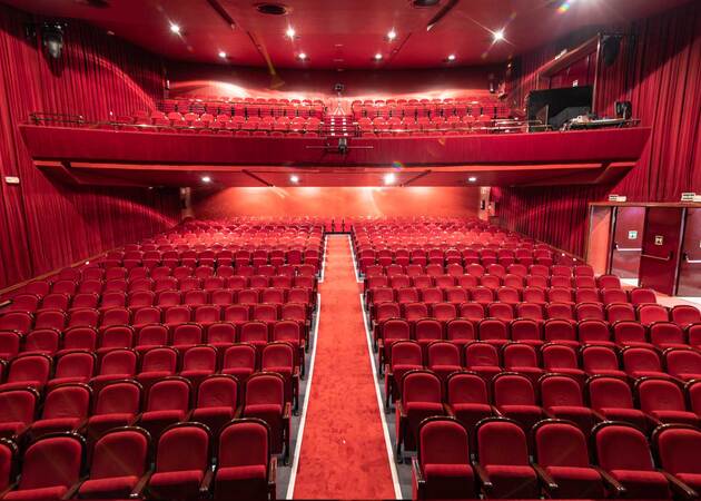Galerie der Bilder Marquina Theater 1