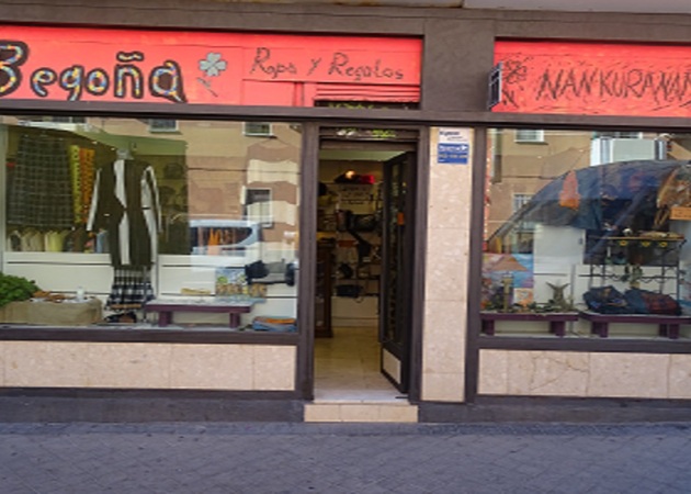Image gallery Begoña Clothes and gifts 1