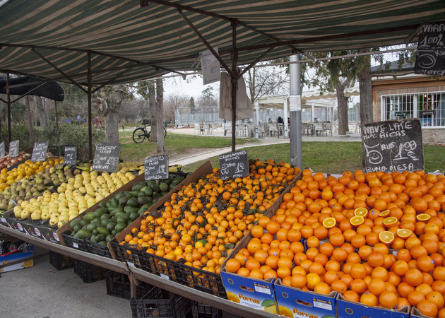 Galeria de imagens Posição 4 do mercado Camino de las Cruces: Frutas e vegetais 1