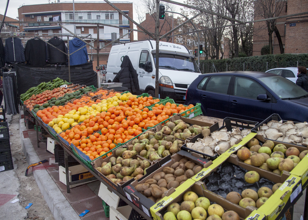 图片库 Camino de las Cruces 市场排名 17：水果和蔬菜 1