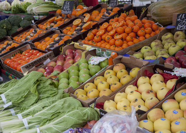 Galerie der Bilder Camino de las Cruces Marktstände 19 und 20: Obst und Gemüse 2