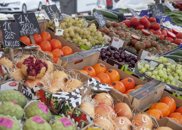 图片库 Camino de las Cruces 市场排名 19 和 20：水果和蔬菜 3