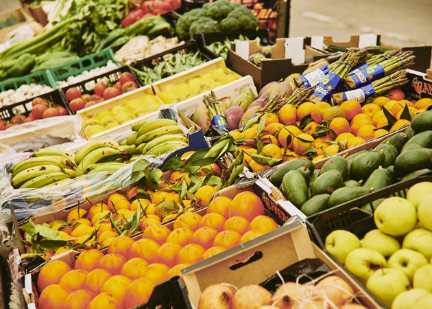 Galería de imágenes Mercadillo Colonia Marconi: Puesto 24: frutas y verduras 3