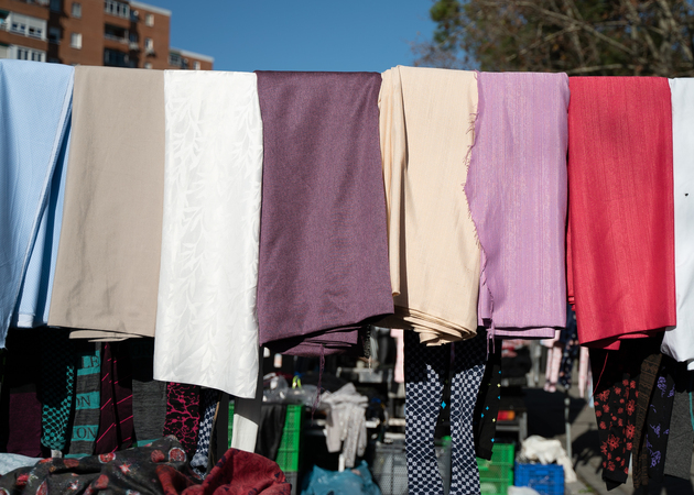 图片库 San Blas Canillejas 市场，位置 28：家用纺织品 2
