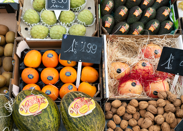Image gallery Vicálvaro Market, Post 100: Fruit shop 2