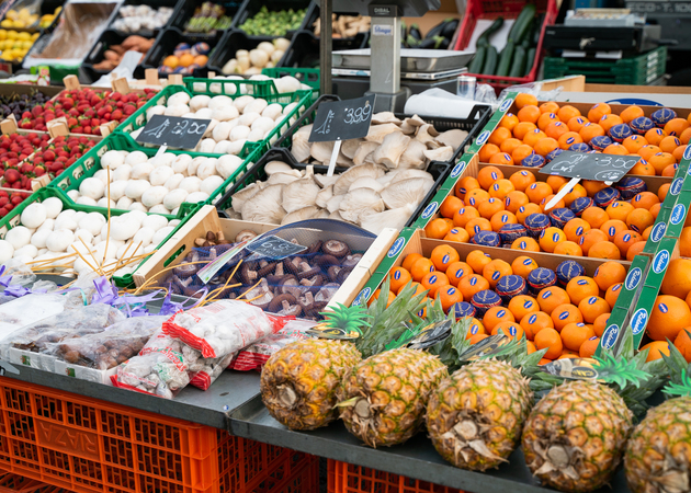 Image gallery Vicálvaro Market, Post 100: Fruit shop 1