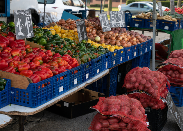 Image gallery Vicálvaro Market, Post 122: Fruit shop 3