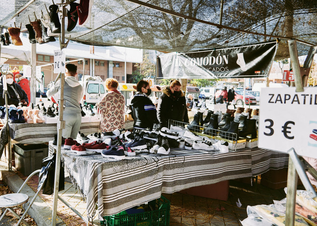 Image gallery Orcasur Market Stall: El Comodón Footwear 2