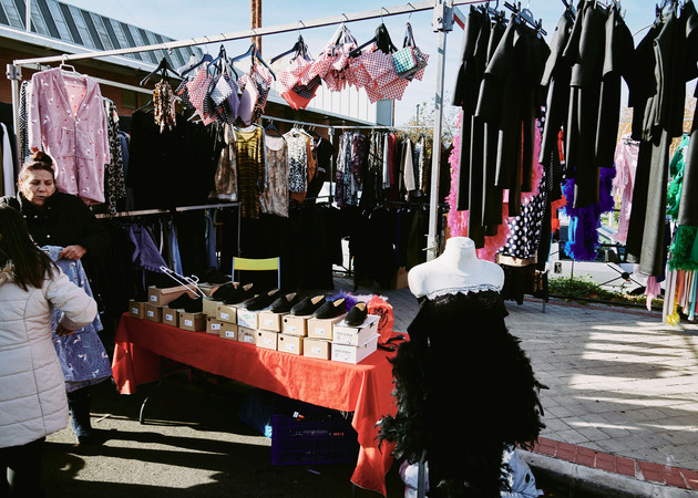 Image gallery Orcasur Market Stall: Miguel Heredia Clothes 3