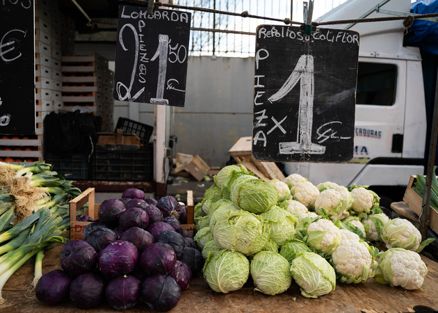 Galerie der Bilder Aragonese Market, Post 16: Gemüsehändler 3