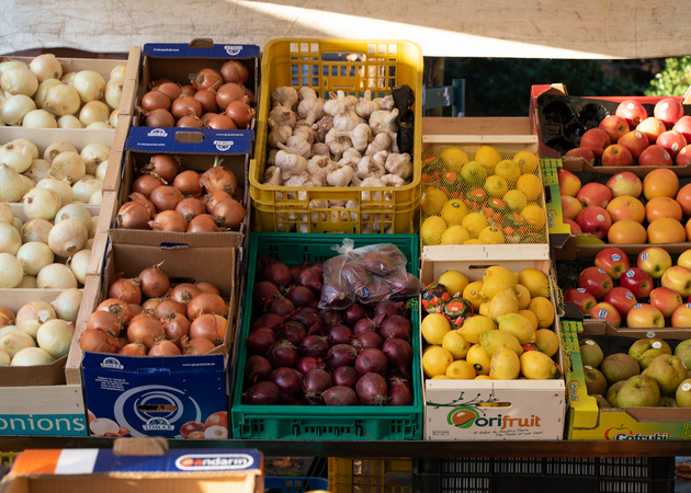 Image gallery Aragonese Market, Post 52: Greengrocer 2