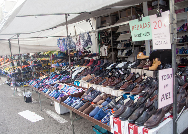 Image gallery Los Angeles City Flea Market; Position 60: Footwear 3