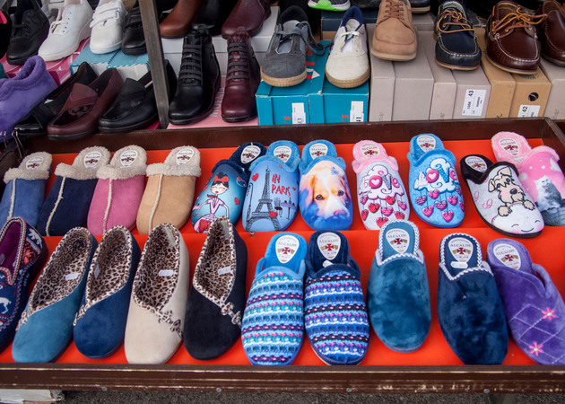 Image gallery Los Angeles City Flea Market; Position 60: Footwear 1
