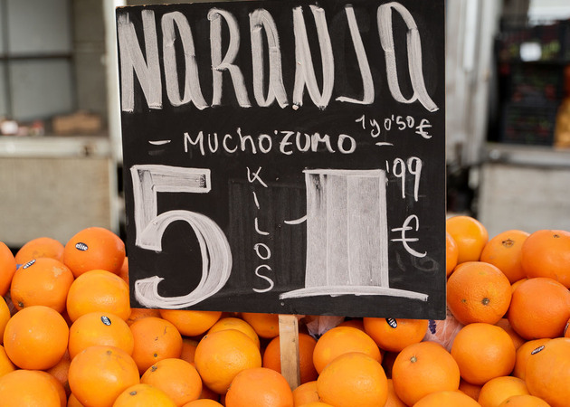 Galerie de images Ronda del Sur Market post 260: Magasin de fruits 4