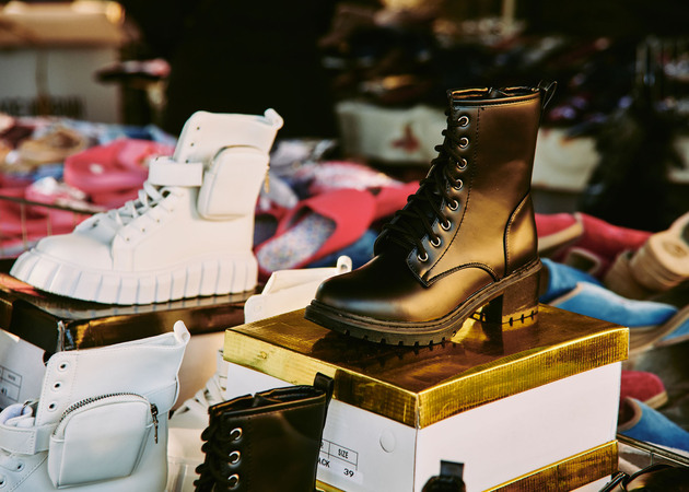 Image gallery Ronda del Sur Market; The comfortable shoes 1