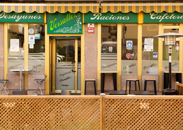 Image gallery Cafeteria Restaurant Versalles 1