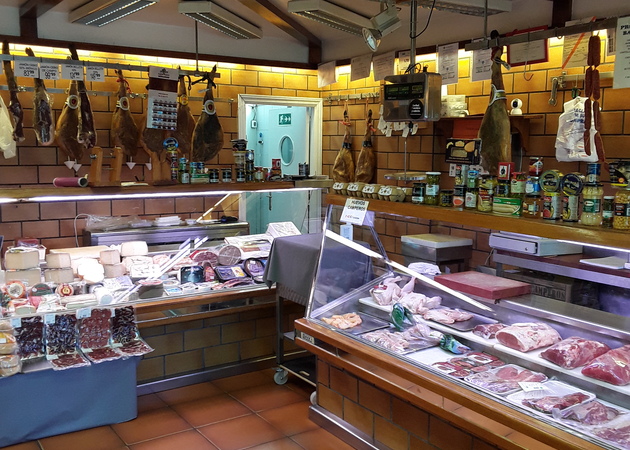 Image gallery butcher shop la dehesa 1