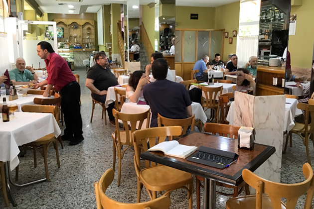 Photo de couverture CAFÉTÉRIA ROSI