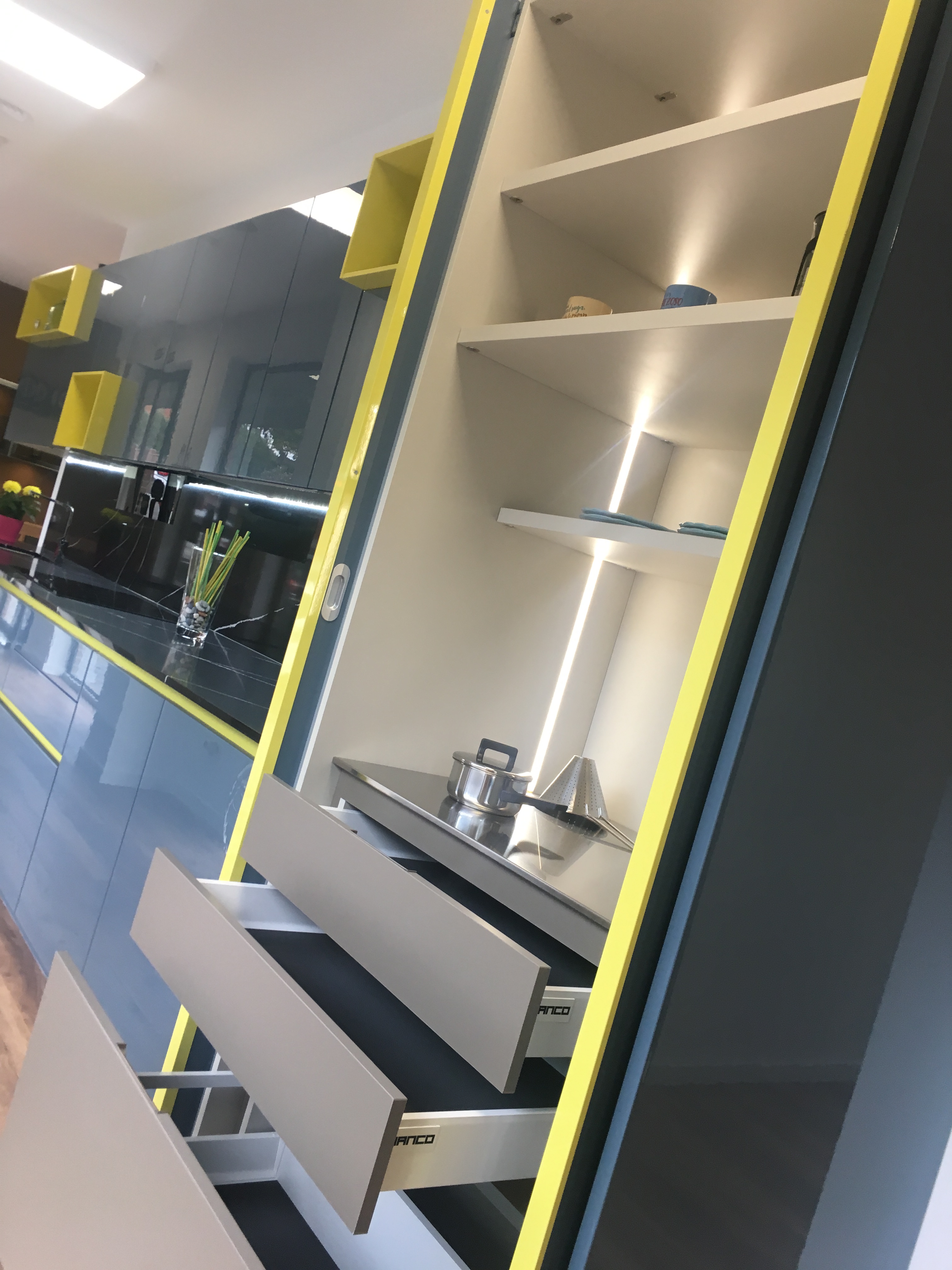 Photo de couverture CUISINES VALLEJO