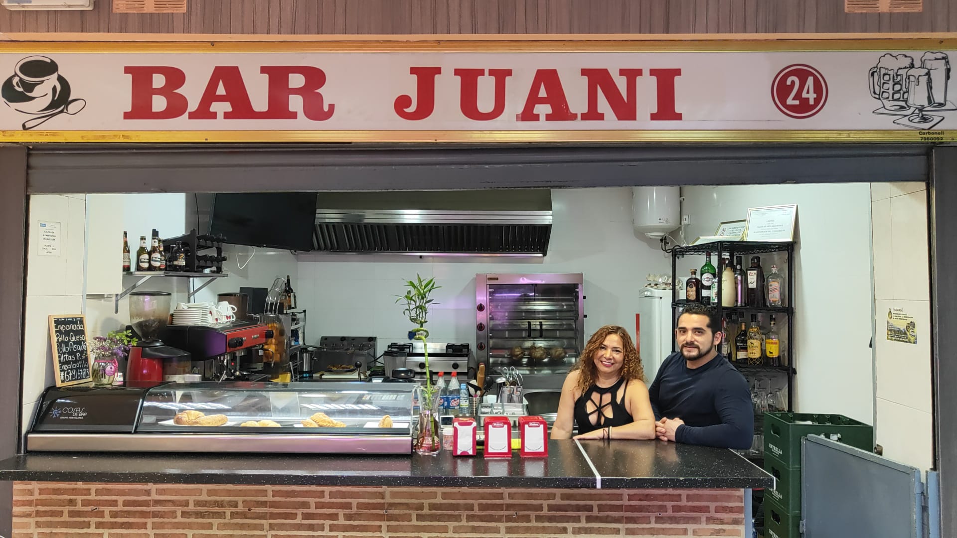 Titelbild JUANI BAR
