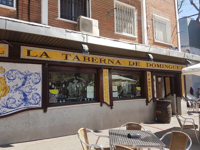 Titelbild Dominguez Taverne