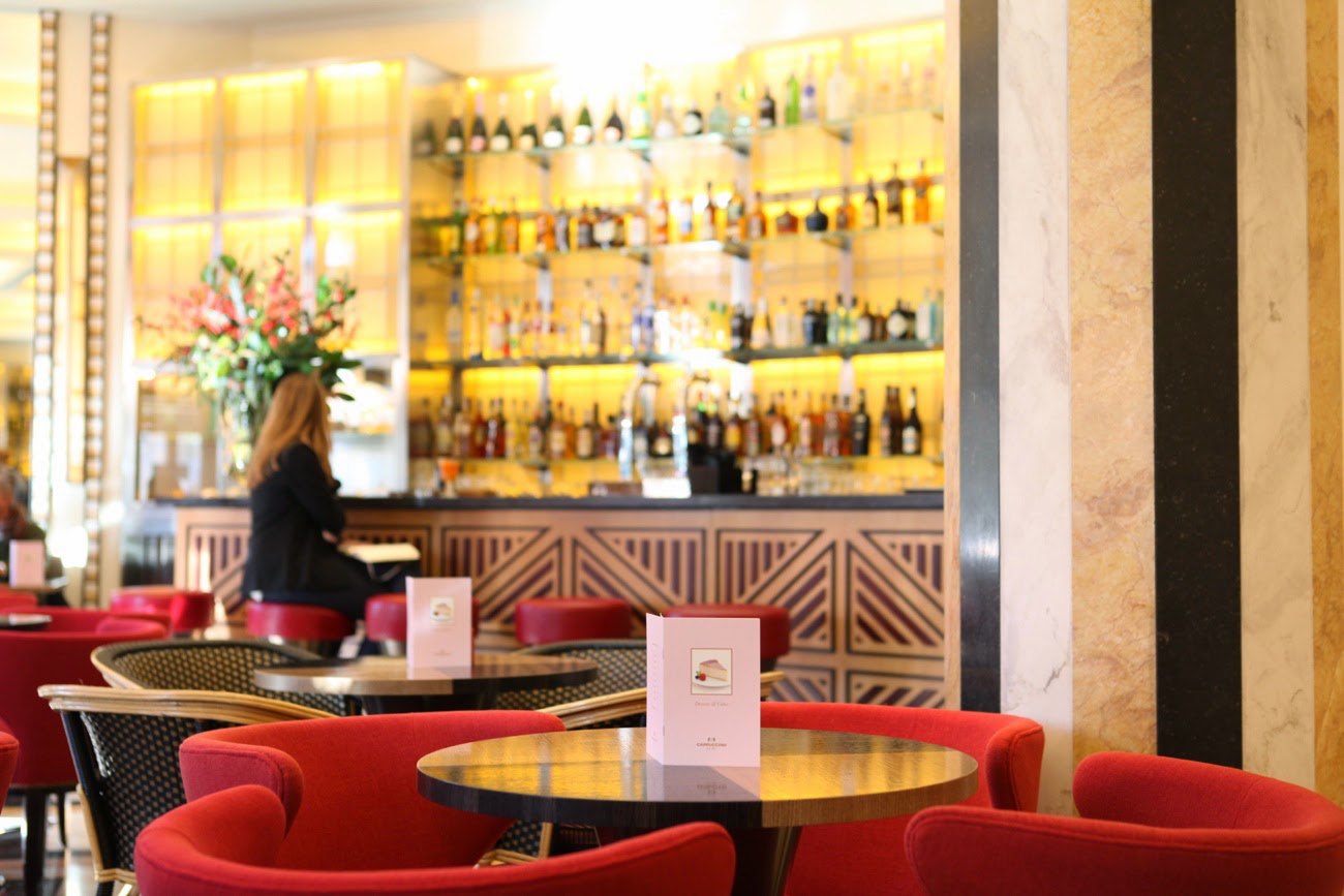 Photo de couverture Cappuccino Café Madrid