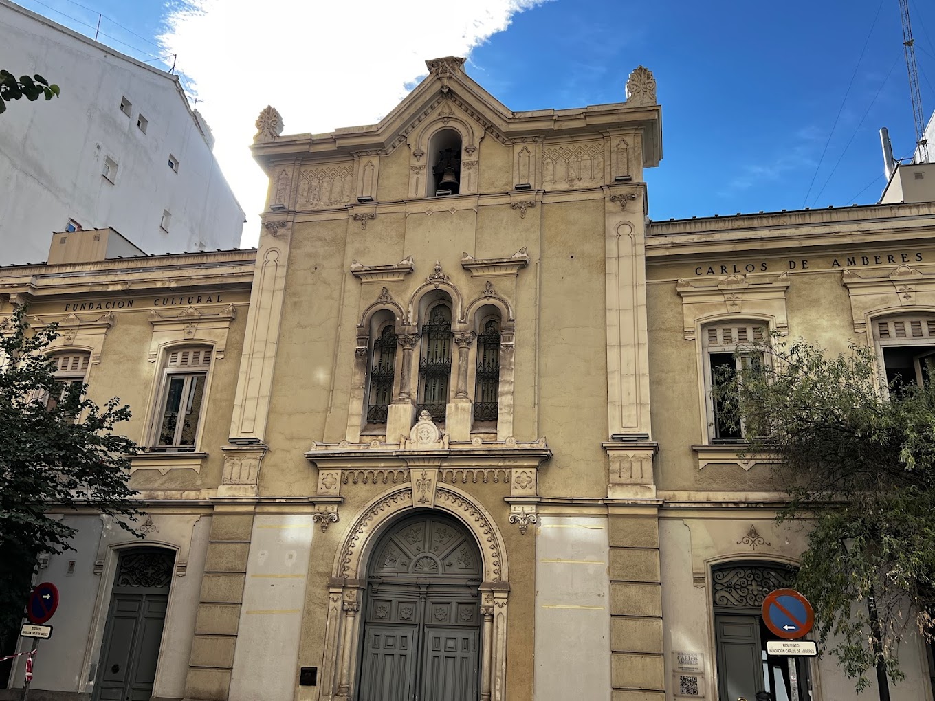 Foto de capa Fundação Carlos de Antuérpia