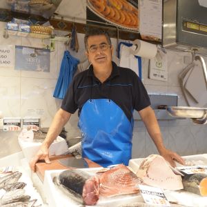 Photo de couverture Poissonnier et fruit de mer Angel Busnadiego