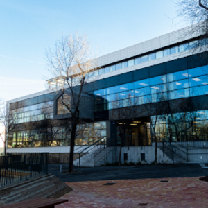 Foto di copertina Biblioteca municipale di San Fermín