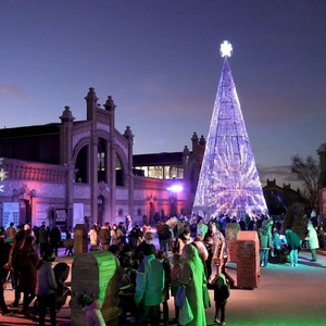 Titelbild Weihnachtsmarkt in Madrid Rio