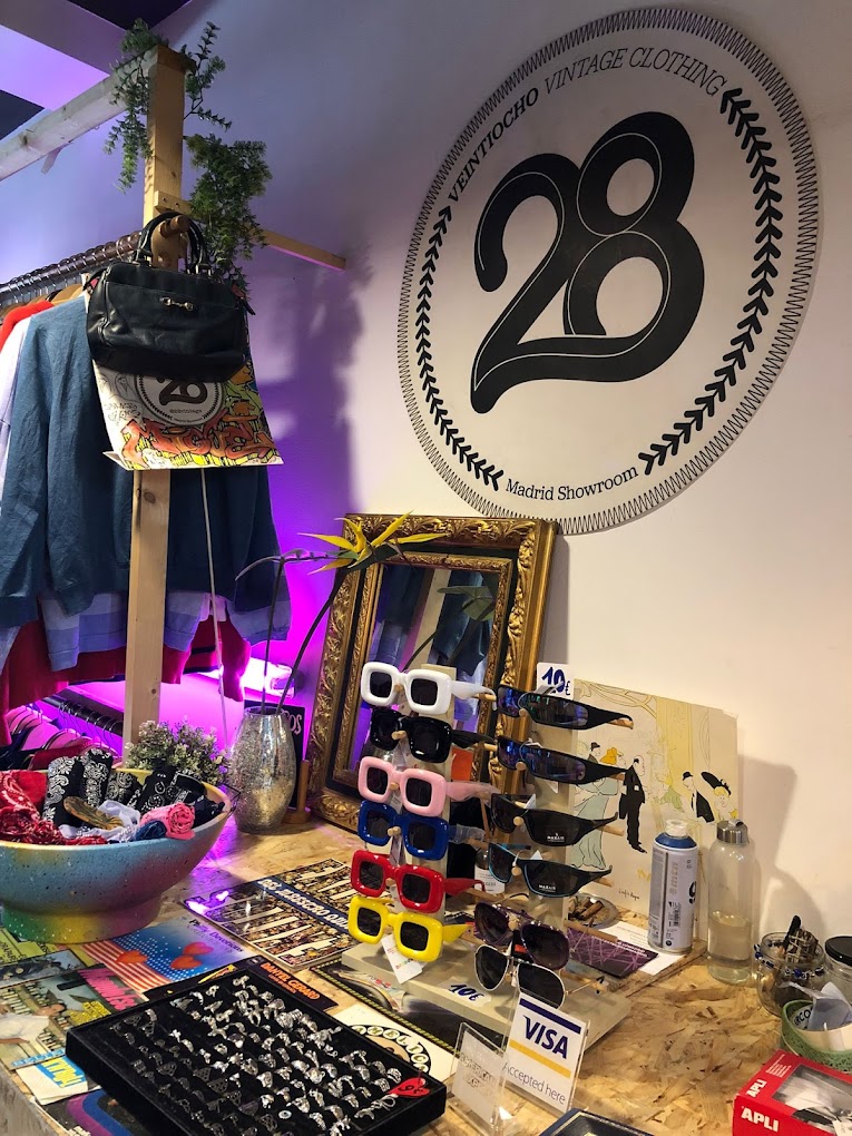 封面照片 28 复古服装