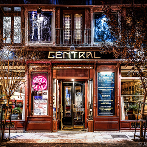 Photo de couverture Café central