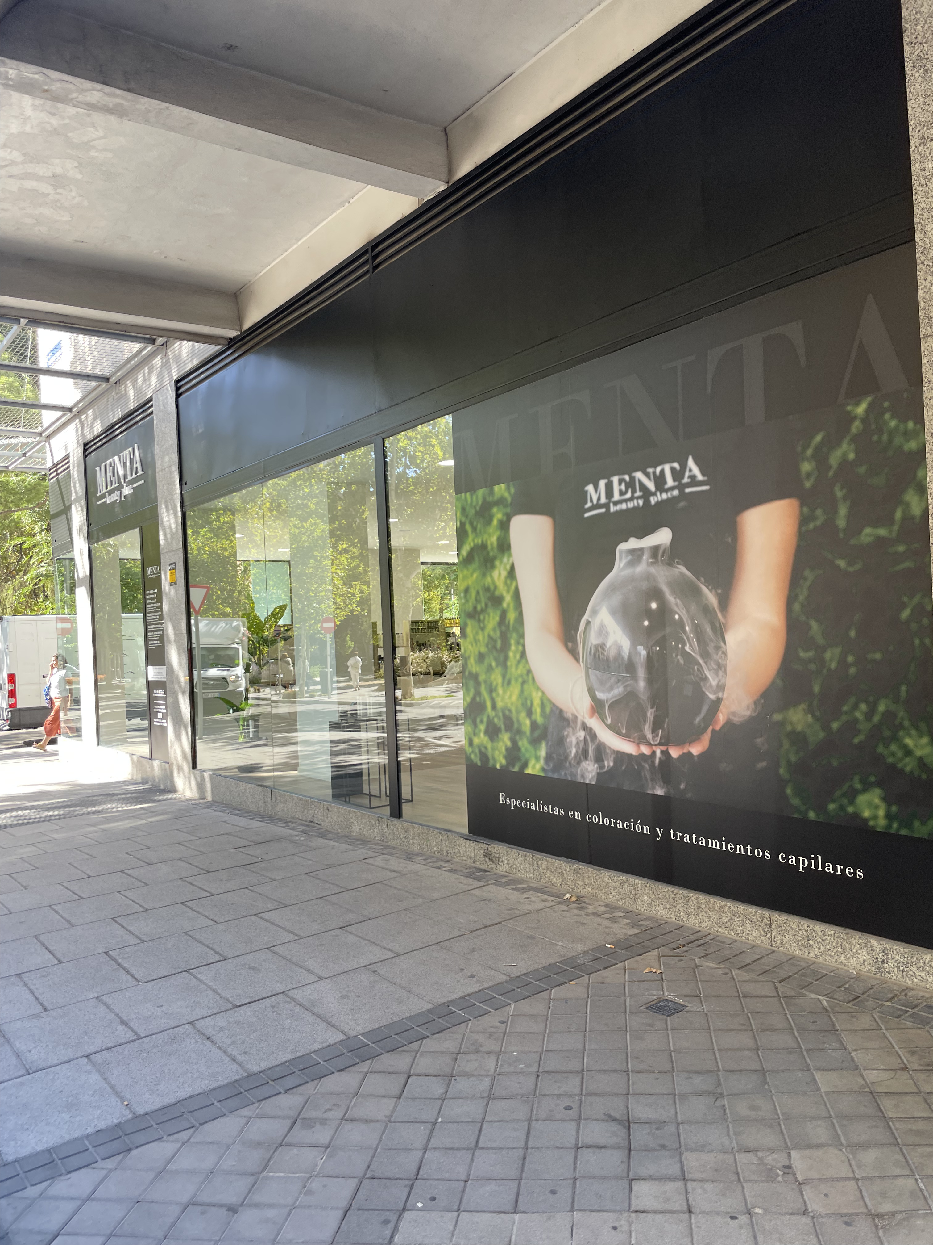 Foto de portada MENTA beauty place Peluquería Tetuán