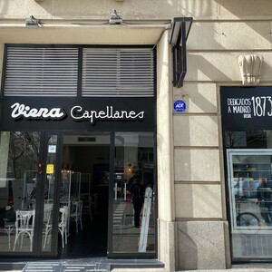 封面照片 Viena Capellanes Orense