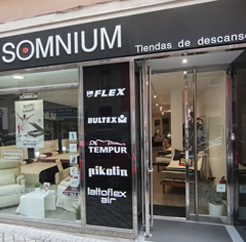 Photo de couverture Tentes de repos Somnium