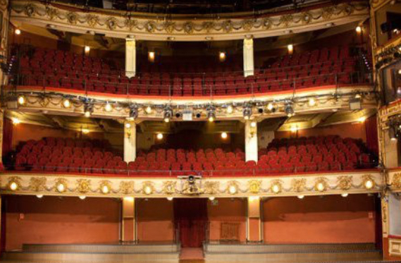 Titelbild Calderon-Theater
