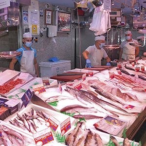 Photo de couverture Marché aux poissons de Liebana Arias