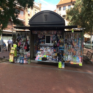 Photo de couverture KIOSQUE PL/CARABANCHEL 1
