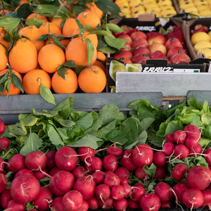 Mercadillo de Rafael Finat, puesto 4: Frutas y verduras