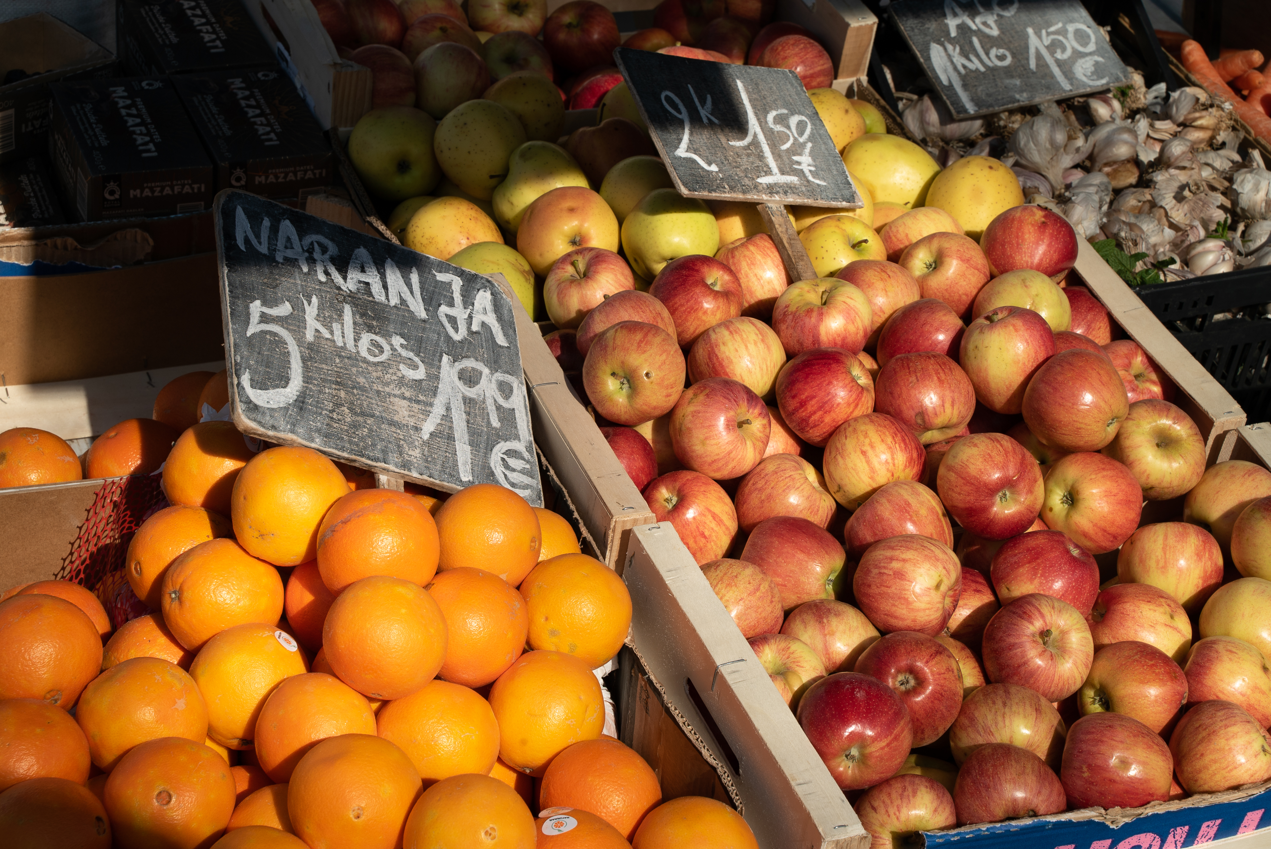 Foto de capa Mercado Vía Lusitana, posição 49: Redouan Fruit Shop