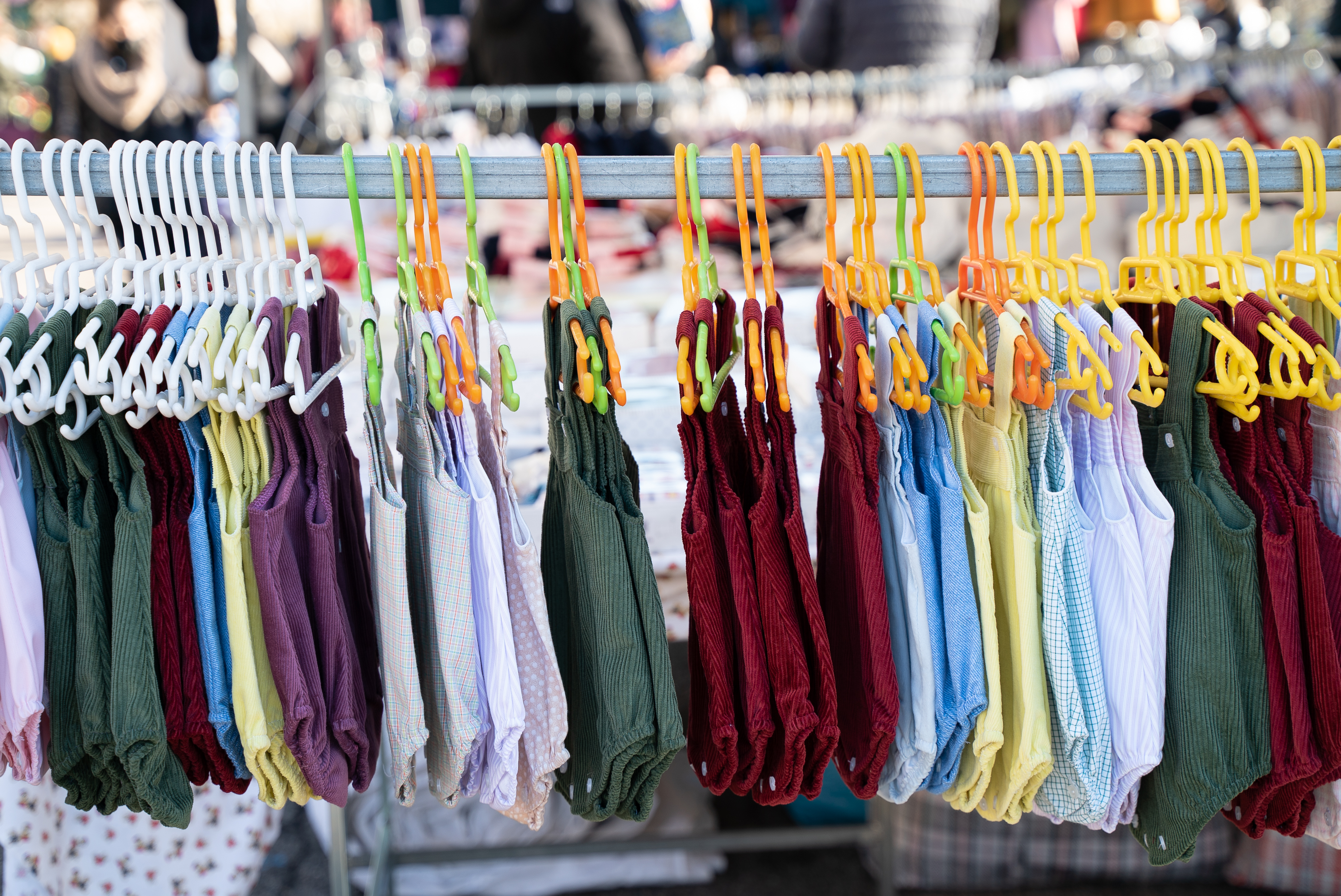 Photo de couverture Marché Vía Lusitana, position 107 : Mode enfantine