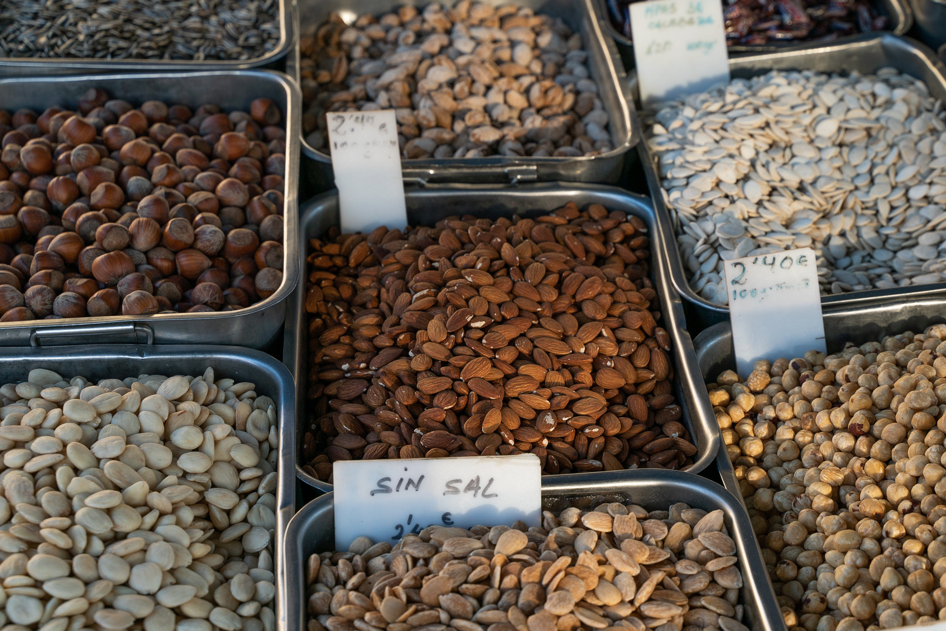 Foto de capa Mercado Via Lusitana, posição 133: Nozes