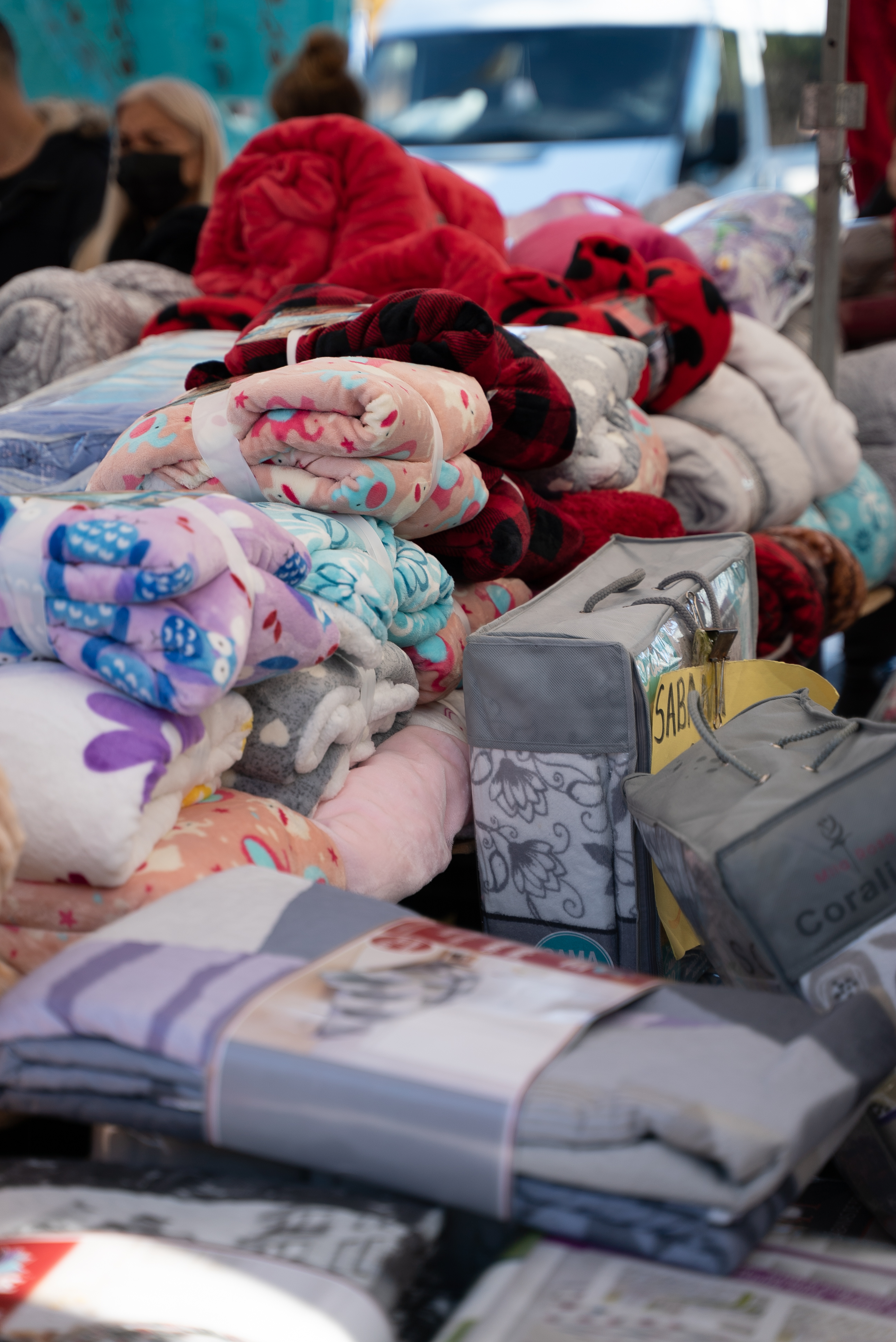 Foto de portada Mercadillo de San Blas Canillejas, puesto 4: textil Mrquez