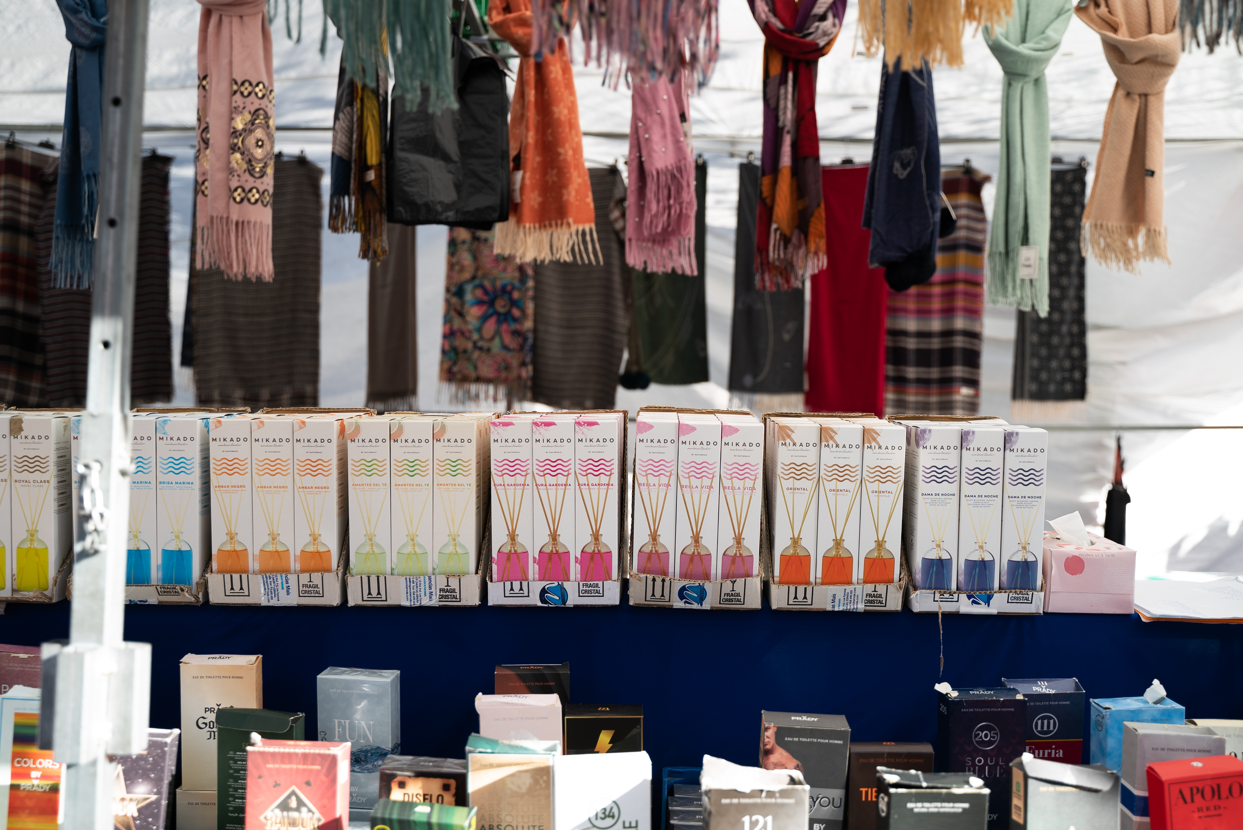 Photo de couverture Marché de San Blas Canillejas, position 59 : arômes et accessoires Sai King